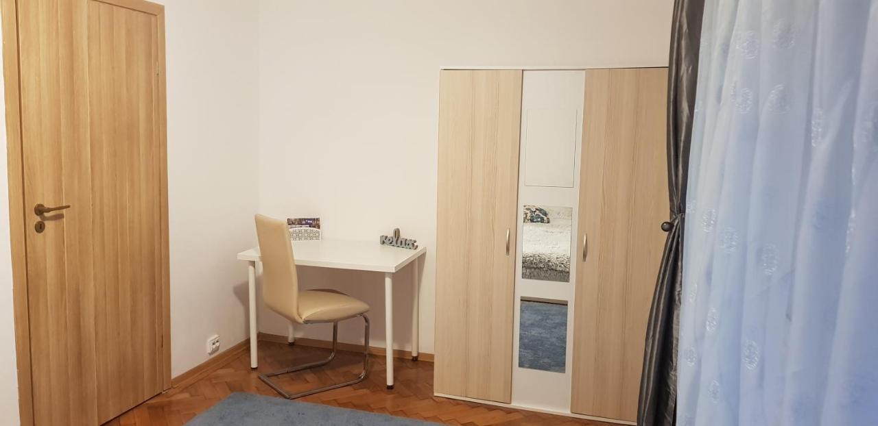 Petuniei Apartment Braşov Eksteriør bilde