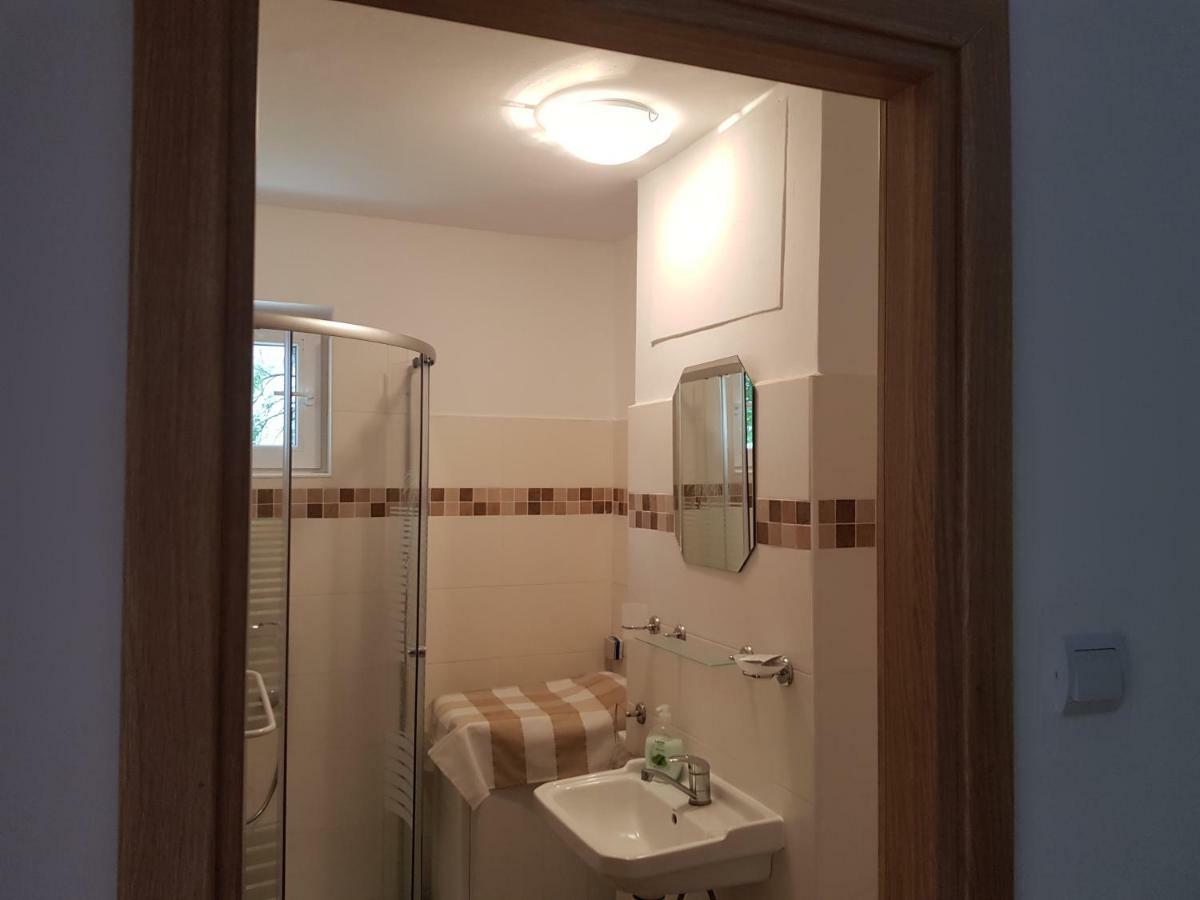 Petuniei Apartment Braşov Eksteriør bilde